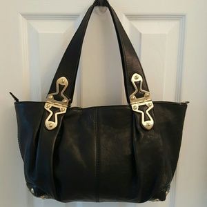 Michale Kors Leather purse